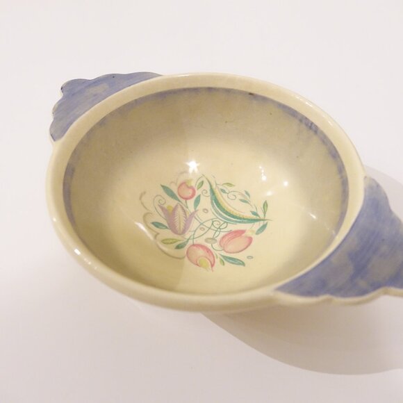 SOLD - Set of 4 Susie Cooper Blue Dresden Spray Cream Soup bowls with Liners - Picture 3 of 7